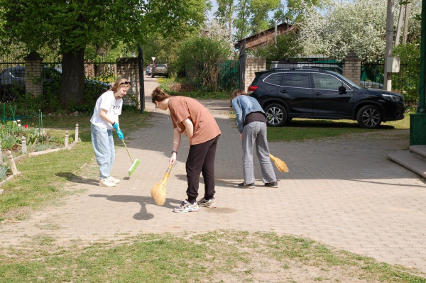 subbotnik   subbotnik